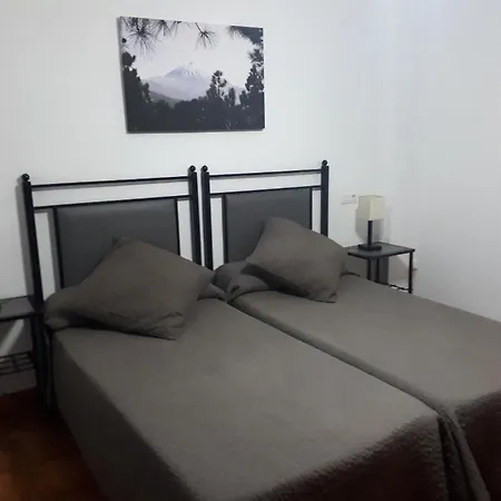 מלון Pueblo Torviscas 3*