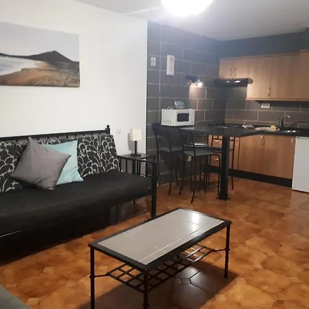 Pueblo Torviscas 3* אדחה