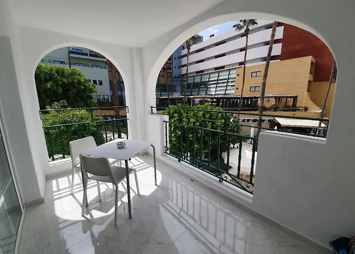 Pueblo Torviscas Otel 3*