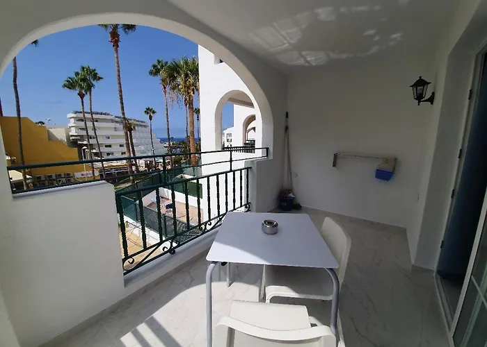 Pueblo Torviscas 3* Costa Adeje (Tenerife)